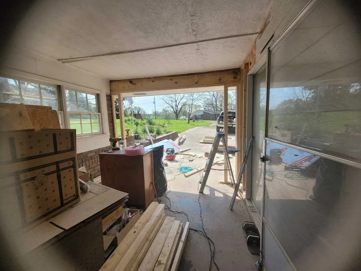 Air movers and dehumidifier for Water Mitigation Services in Five Corners